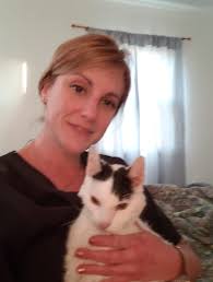 This woman shared a loving tribute to her cat after "20 amazing years" ❤️  https://gma.abc/3uiyUKm