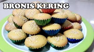 Gampang kalau kamu punya keyakinan dan keuletan dalam mencoba, tapi sulit kalau sejak awal sudah berpikiran nggak bakal berhasil. Resep Dan Cara Buat Bronis Kering Kue Kering Spesial Untuk Lebaran Youtube