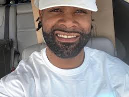 Funnel Cake Man's family offers $5,000 reward for information leading to  arrest