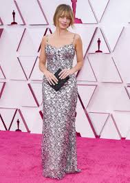 Jul 02, 2021 · horoscopes july 2, 2021: Margot Robbie S Chanel Dress At The 2021 Oscars Popsugar Fashion