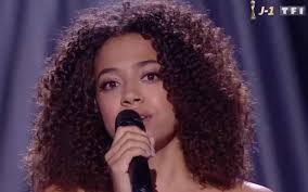 23 dates en france et en belgique, où vous retrouverez les 8 meilleurs talents de la 6ème. Whitney Remporte La Saison 8 De The Voice Le Parisien