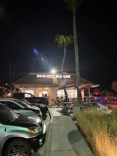 First In-N-Out Burger Location in Santa Clarita, California