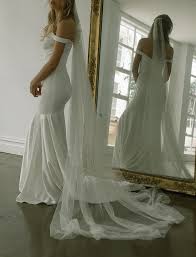 With a long and flowing train, these wedding dresses are perfect for the bride who wants to make an entrance. How To Choose The Best Long Wedding Veil Tania Maras Bespoke Wedding Headpieces Wedding Veils