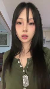 sarah (@notcharlie282)