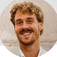 Ben Farr's Instagram, Twitter & Facebook