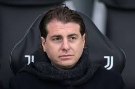 🚨Matteo Tognozzi mungkin kembali ke Juventus sebagai Kepala Scout. Dia juga telah didekati oleh dua klub Italia lainnya dan satu klub Inggris dalam beberapa minggu terakhir. (@NicoSchira)