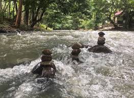 Gambar hantu ini di kirimkan melalui facebook tidak lama dulu. Kecoh Kelibat Dalam Foto 5 Sekawan Di Sungai Mungkinkah Ada Kaitan Kejadian Wanita Berkebaya Merah 4 Tahun Lalu Viral Mstar