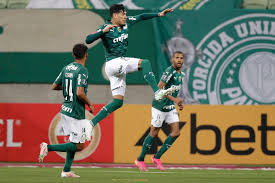Ao vivo, como assistir, próximos jogos, resultados, escalação, gols, mercado da bola, tabelas, estatísticas e últimas notícias do palmeiras. Palmeiras Vence Crb Com Gol De Willian E Larga Na Frente Na Copa Do Brasil F5 Online
