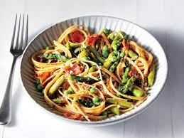 Every Sunday We Publish A Week Of Cooking Light Dinner Plans Filled With Our Favorite Recipes Both From Cooking Light Diet Cooking Light Recipes Pasta Dishes