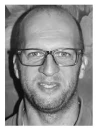 Phase I Treatment of Impacted Incisors with TADs