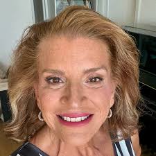 Gimme s'more, please! Happy #NationalSmoresDay! We can't think of a better  way to celebrate than with our S'more Budino. Tag a friend who loves  s'mores. #coopershawkwinery #coopershawk