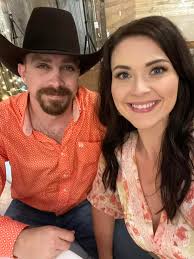 Wedding hats: 40x pecan, 10x pecan, American