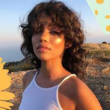 The Perm Is Making A Modern Comeback And These Celebs Are Very Much Here For It Curly Hair Inspiration Hair Styles Hair
