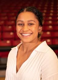 Taylor Birch's Instagram, Twitter & Facebook