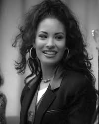 "Okullarda konuşma yapması istendiğinde, çocuklara okulda kalmalarını ve  uyuşturucudan uzak durmalarını söylemek için ne kadar enerji harcadığına  hayran kalmıştım. Sadece lafını etmiyordu. Vaaz ettiği felsefeye göre  yaşıyordu."