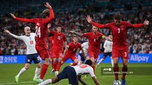Raheem sterling khởi đầu sự nghiệp tại queens park. 7ioabyfr7qolzm