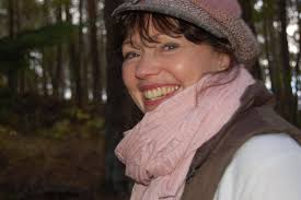 What is your favorite author or what kind of stories do you write?