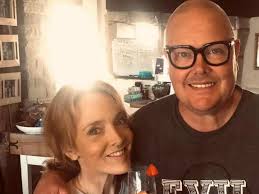 Emmerdale's Sandra and Paddy's cosy life off-screen in rustic cottage