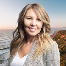 Michelle Casper's Instagram, Twitter & Facebook