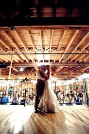 Diy Barn Wedding Flutter Glass Photography Glass Photography Photography Wedding Pictures