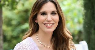 Marcella Romano's Instagram, Twitter & Facebook