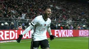 Kameni, isla (dk.79 valbuena), neustaedter, neto, i̇smail köybaşı (dk.32 şener özbayraklı), mehmet topal, josef, dirar, aatıf (dk.61 spor toto süper lig'in 23'üncü haftasındaki derbi maçta beşiktaş, fenerbahçe'yi konuk etti. Besiktas 3 1 Fenerbahce Ozet Youtube