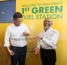 With a diverse workforce of approximately 150 staffs across malaysia. Shell Stations In Malaysia Are Going Green Carsome Malaysia