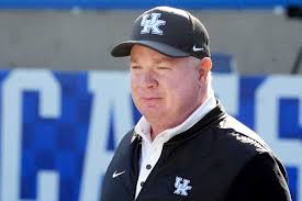 Kentucky football assistant pulls ultimate Darth Vader move, joins  Louisville