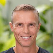 20 Cybersecurity Experts Worth Following