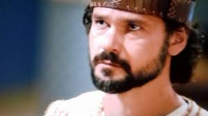 Descubra por que Daniel é jogado na cova dos leões na novela 'O Rico e  Lázaro'