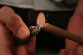 Simple stuff i hope helps you. Lighting Up A Blunt With Oslassen Tumblr Com Ma