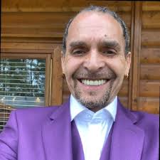 If you've been reading my posts, nodding your head, feeling seen, imagining  what it would be like to work with me. And then doing absolutely nothing  about it… Buckle up. I need