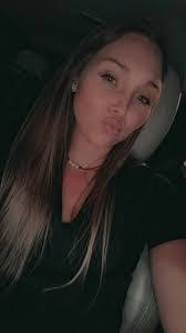 Rose Akers's Instagram, Twitter & Facebook