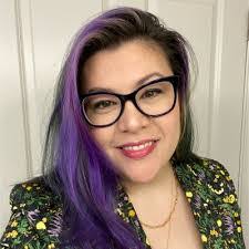 Kari Downs's Instagram, Twitter & Facebook