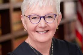 Chief Justice Mary Jane Theis takes helm of Illinois Supreme Court