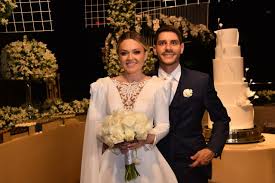 HZ | Thais Fiorete e Victor Brunoro dizem sim-sim em Vitória; veja fotos |  A Gazeta