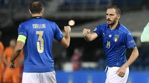 Fußball italien nationalmannschaft fc bayern münchen borussia dortmund trikot fussball fukuoka handwaffe. Italien Vs Nordirland Live Im Tv Und Live Stream Die Wm Qualifikation Auf Dazn Alles Zur Ubertragung Dazn News Deutschland