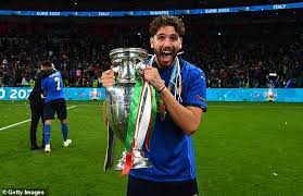 Jun 22, 2021 · juventus are set to open talks with sassuolo over a deal to bring italy midfielder manuel locatelli to the allianz stadium this summer. Juventus Finally Agree Manuel Locatelli S 30m Move From Sassuolo Daily Mail Online