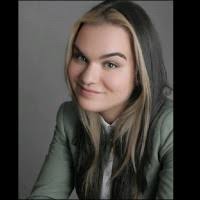 8 "Amanda Curry," profiles