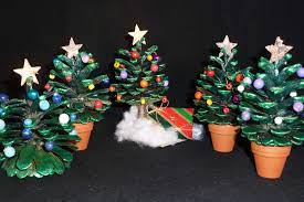 Das homeschooling für heute ist geschafft, die köpfe und ganz einfach gehen auch igel. Adventsdeko Tannenzapfen Basteln Fur Den Advent