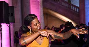 In akwaeke emezi's poetic mystery, the death of vivek oji, a community mourns a young person whose life it's the moment when a grieving mother looks back on her son's final meal at home. Akwaeke Emezi Born June 6 1987 American Filmmaker Author World Biographical Encyclopedia