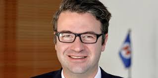 Unwise': broker Hanse says container ship sellers and tanker buyers have  missed the boat