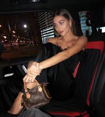 Ann Kathrin Gotze On Instagram Last Night On My Way To The Grazia Magazin Fashion Cocktail Anzeige Fashion Grazia Louis Vuitton Speedy Bag