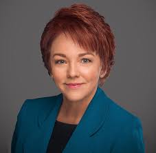 Rachelle Spencer's Instagram, Twitter & Facebook