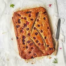 J Ai Teste La Recette De Banana Bread De Delscookingtwist Avec Quelques Framboise En Plus Ca S Annonce Plutot Pas Mal Non Ba Desserts Food Breakfast