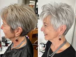 31 Volume-Boosting Haircuts for Older Women With Thin Hair