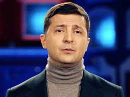 На віконному на склі, дивні хтось казки малює жодне новорічне застілля не обходиться без тостів. Novorichne Zvernennya Zelenskogo 2021 Pro Sho Bude