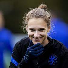 Jun 04, 2021 · miedema is the headline omission, the dutch star bagging 18 goals in 22 games but not getting the nod. Arsenal S Vivianne Miedema Named In Fifa S The Best Xi Of 2020 Football London