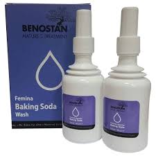 Healthline suggests adding about two tablespoons of baking soda to a bath and then soak your baby's bottom in it for ten minutes three times a day. Benostan Femina Baking Soda Wash