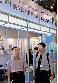 (wine) to fortify (to add spirits to wine to increase the alcohol content). æ€Žéº¼çœ‹ è¯çˆ¾è¡— é‡'éŒ¢è¬æ­² å¼·èŒ‚é›†åœ˜é–‹æžæ•£è'‰äº† ä»Šå'¨åˆŠ